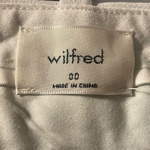 Aritzia Wilfred Effortless Pant 5” Short in light baby blue/gray size 00 - Picture 13 of 14